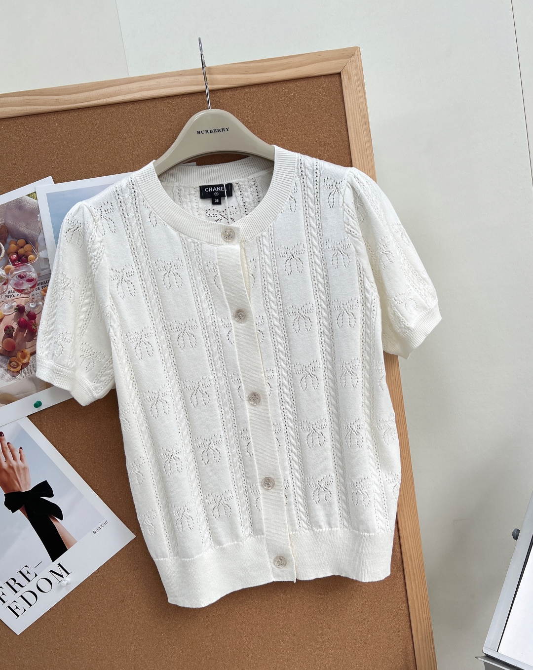🆕CHANEL新款小香蝴蝶结镂空圆领短袖针织开衫｜26春夏温柔千金单品！精选高支细腻精梳针织纱，质地轻盈