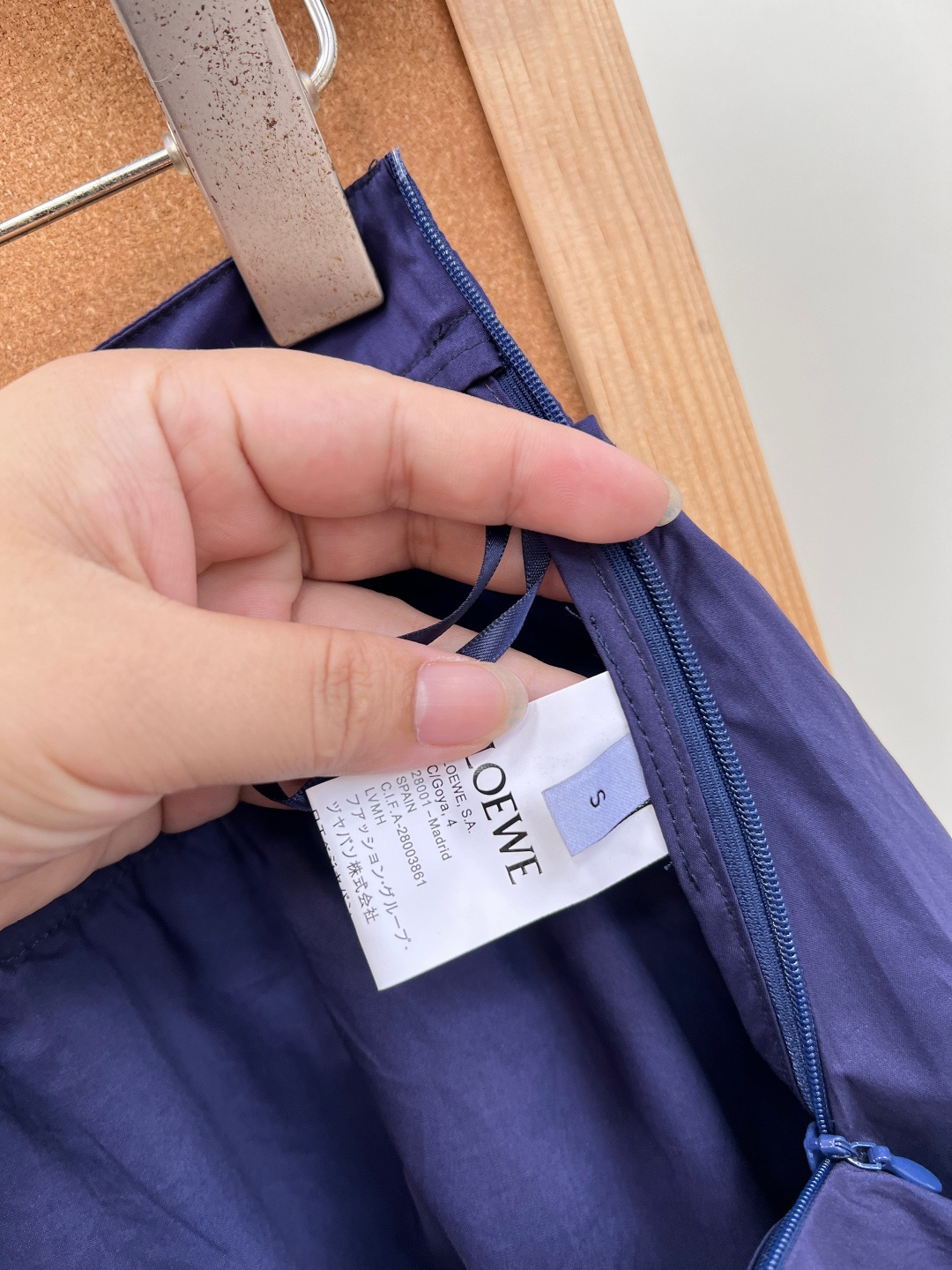 🆕Loewe 2026春夏新款花苞半身裙｜奶油米/藏青双色，自带少女感的蓬蓬花苞裙，夏日氛围感神器✨面料