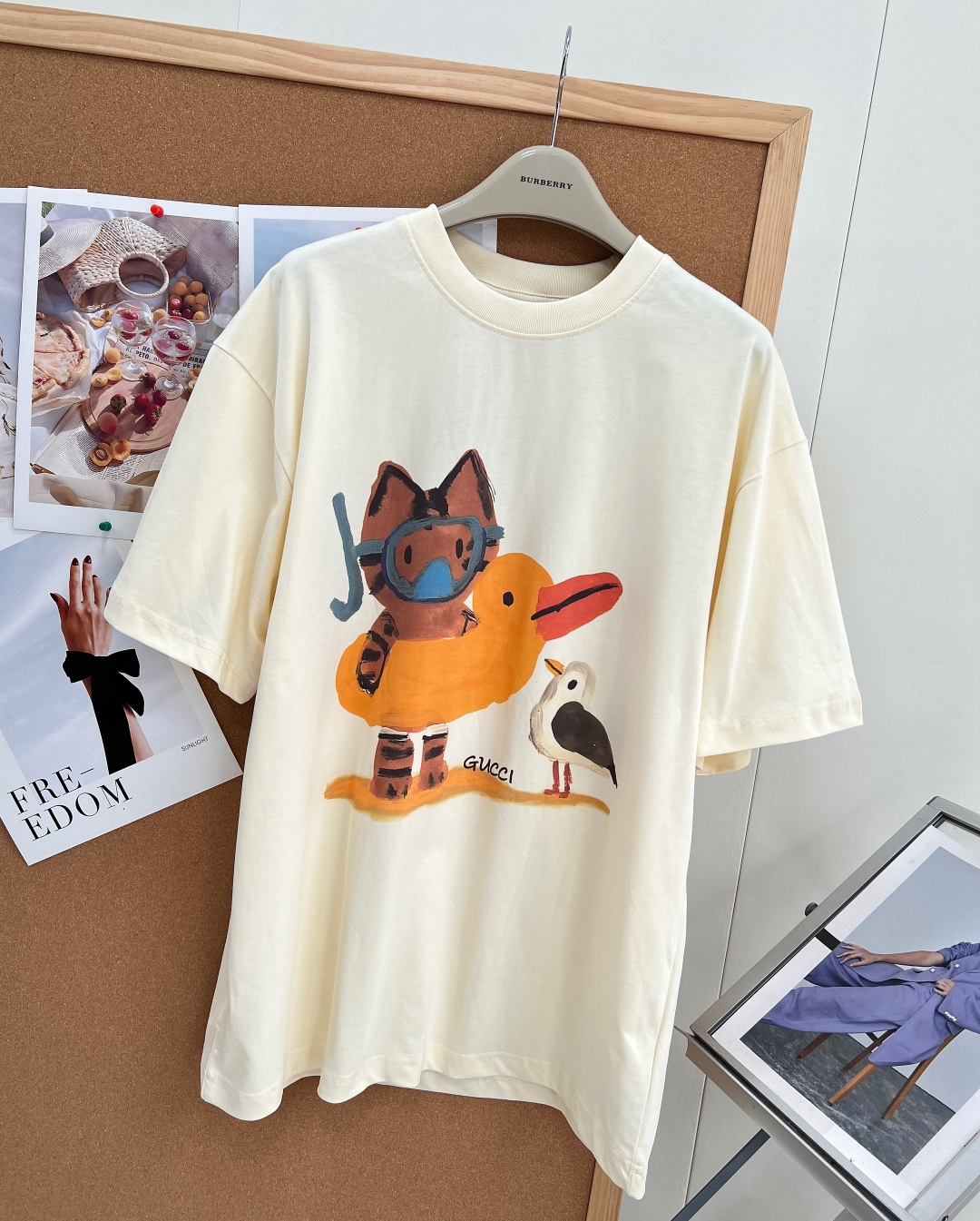 🆕 GUCCI 猫咪🐈卡通印花短袖T恤玩味经典，释放个性以GUCCI标志性的双G字母为灵感，融入可爱童趣