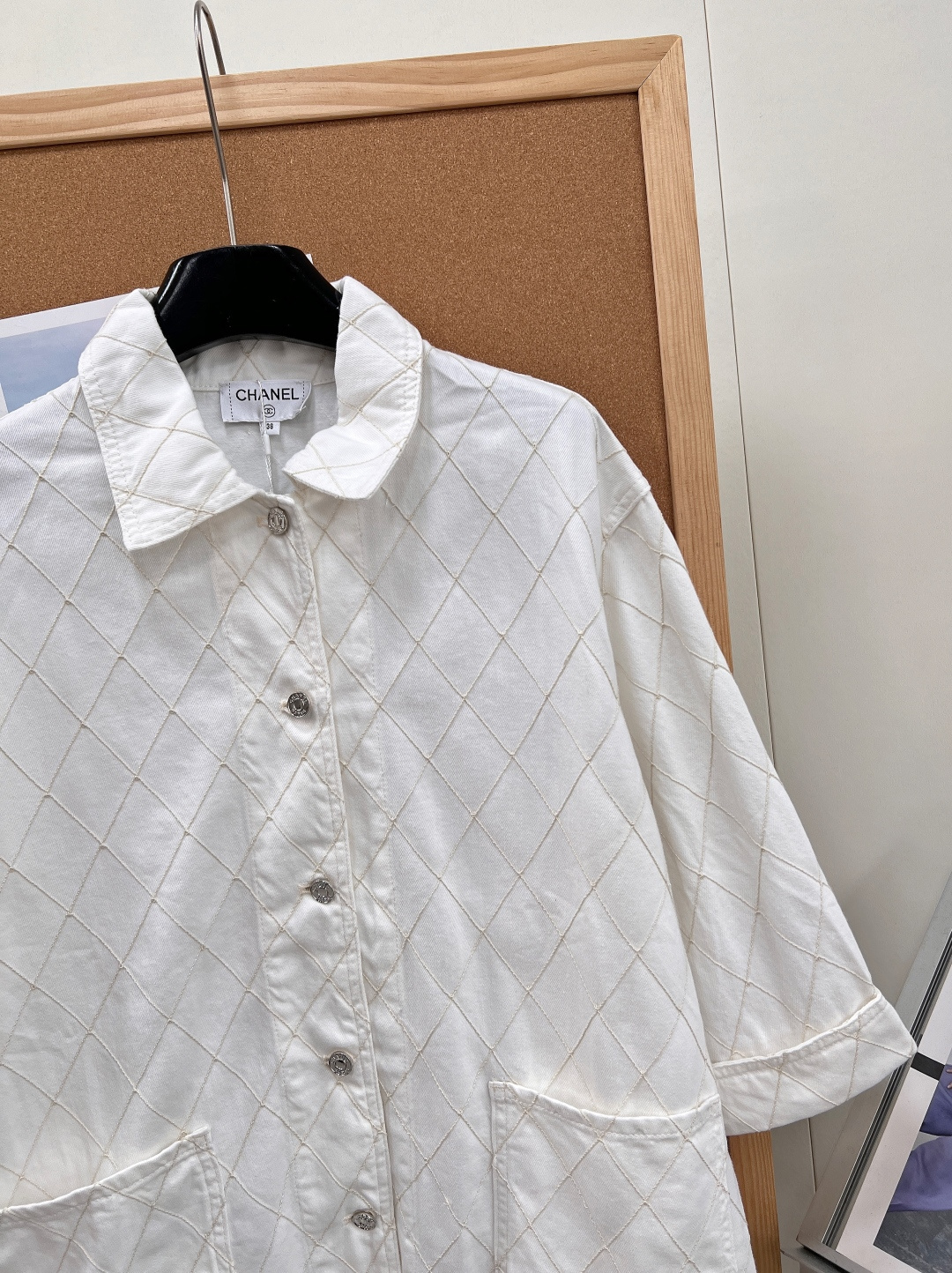 🆕CHANEL新款通体菱格翻领休闲外套，原版1:1开发复刻，对标专柜原版完整打版定裁，整件衣身采用明线衍
