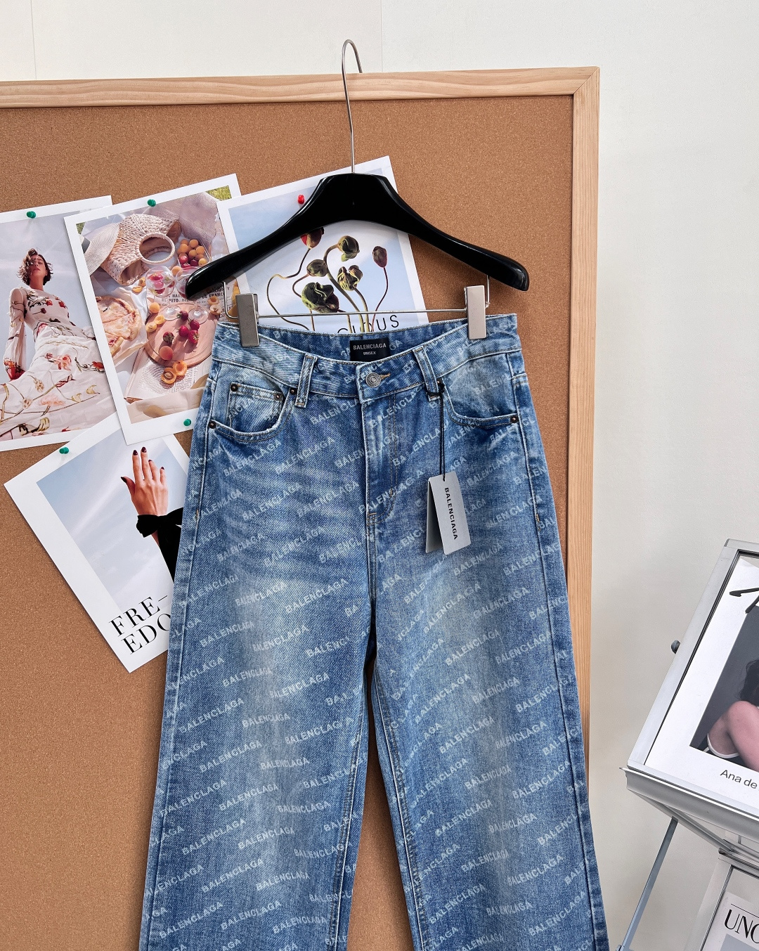 🆕2026经典爆款BALENCIAG*巴黎世家牛仔裤长裤👖，短裤🩳一套。BL版型 主打廓形设计版型非常时