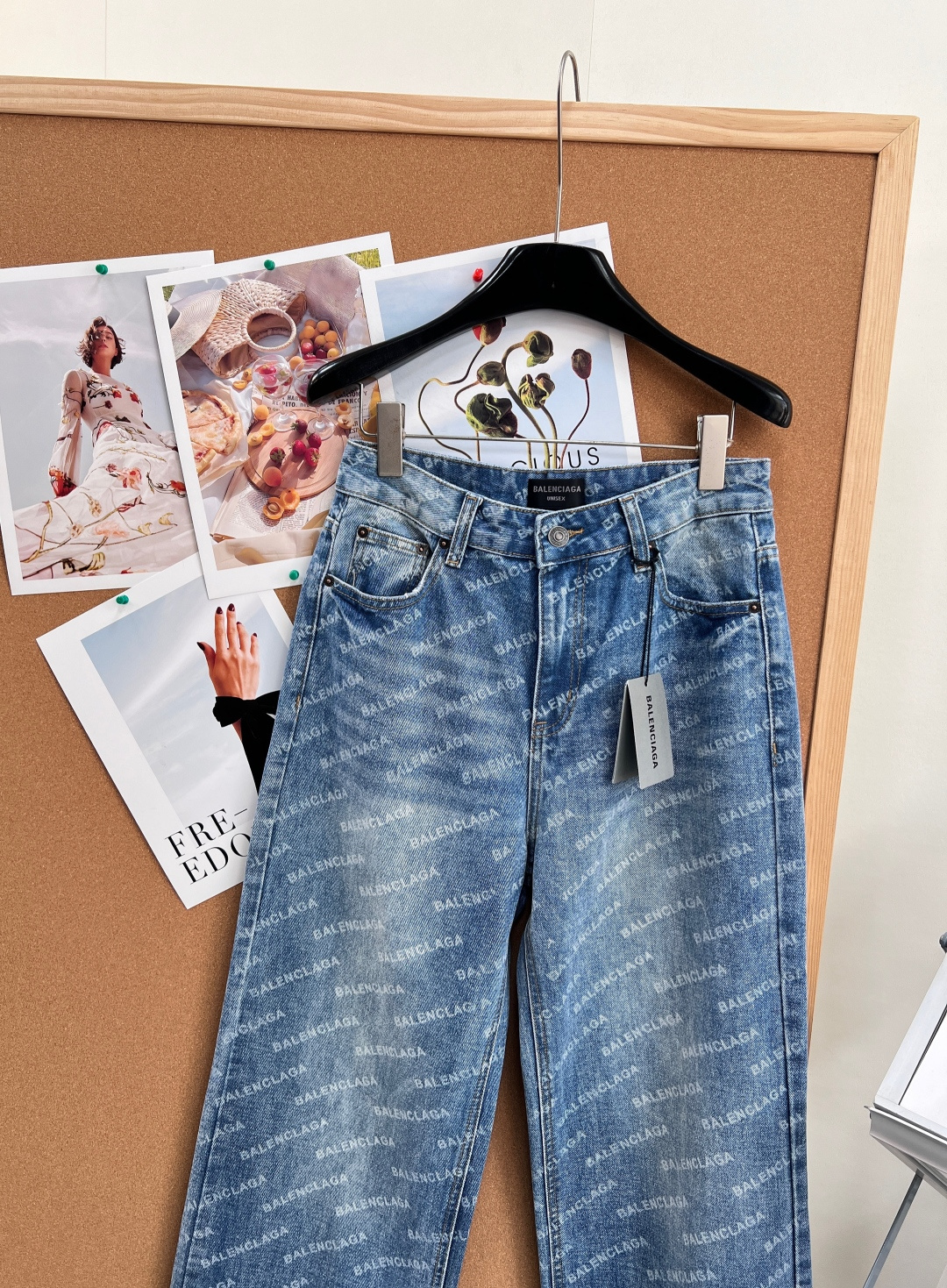 🆕2026经典爆款BALENCIAG*巴黎世家牛仔裤长裤👖，短裤🩳一套。BL版型 主打廓形设计版型非常时
