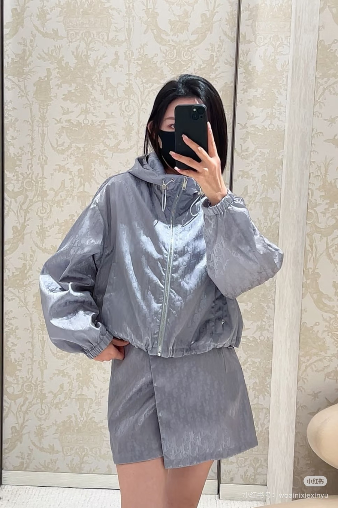 NO:910078,Short jacket + high-waisted skirt, optimized body proportions, sporty and casual style, perfect for daily outings or vacations!  Easily create a fashionable atmosphere, comfortable and eye-catching~,,skirts,jackets & coats,19860909短款夹克+高腰半裙,优化身材比例,运动休闲风,日常出街或度假都超适合！轻松打造时髦氛围感,舒适又吸睛～,,skirts,jackets & coats,,Women's clothing