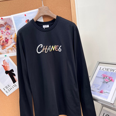 🆕CHANEL小香2026春夏彩色珍珠刺绣长袖T恤,甄选高支软糯棉质面料,触感细腻亲肤,透气不闷汗,四季 🆕CHANEL小香2026春夏彩色珍珠刺绣长袖T恤,甄选高支软糯棉质面料,触感细腻亲肤,透气不闷汗,四季