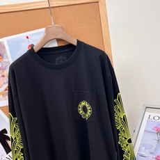 🆕 CHROME HEARTS 克罗心梵文马蹄麒麟臂长袖T恤颠覆经典,暗黑美学再升级!以标志性十字马蹄元 🆕 CHROME HEARTS 克罗心梵文马蹄麒麟臂长袖T恤颠覆经典,暗黑美学再升级!以标志性十字马蹄元