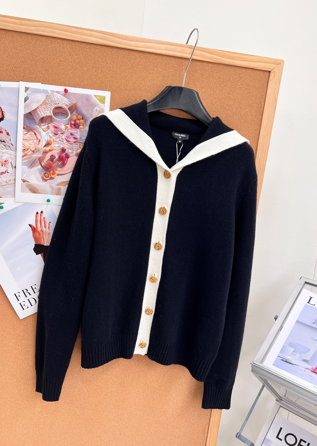 🆕Chanel 26B撞色海军领开衫🤍❤️🖤秋冬重磅新款，经典海军大翻领+撞色镶边设计，复古学院感与轻奢名媛气质双在线，