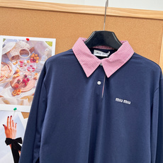🆕Miu Miu26早秋撞色Polo太绝啦🎀miu系学院风本命长袖POLO!明星sakuya藤永咲哉同款,早秋氛围感入场 🆕Miu Miu26早秋撞色Polo太绝啦🎀miu系学院风本命长袖POLO!明星sakuya藤永咲哉同款,早秋氛围感入场