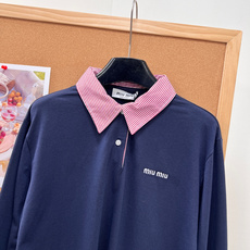 🆕Miu Miu26早秋撞色Polo太绝啦🎀miu系学院风本命长袖POLO!明星sakuya藤永咲哉同款,早秋氛围感入场 🆕Miu Miu26早秋撞色Polo太绝啦🎀miu系学院风本命长袖POLO!明星sakuya藤永咲哉同款,早秋氛围感入场