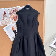 🆕Aivei新款三色缎面钉珠连衣裙,美到失语,本年度少女感天花板无袖短裙上新!粉/浅蓝/黑三色全覆盖,温柔、清透、冷艳风 🆕Aivei新款三色缎面钉珠连衣裙,美到失语,本年度少女感天花板无袖短裙上新!粉/浅蓝/黑三色全覆盖,温柔、清透、冷艳风