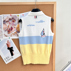 🆕Thom Browne 撞色帆船刺绣Polo针织马甲 26TB新款帆船拼色针织马甲 四季叠穿无压力💪 -三段式奶白+浅 🆕Thom Browne 撞色帆船刺绣Polo针织马甲 26TB新款帆船拼色针织马甲 四季叠穿无压力💪 -三段式奶白+浅