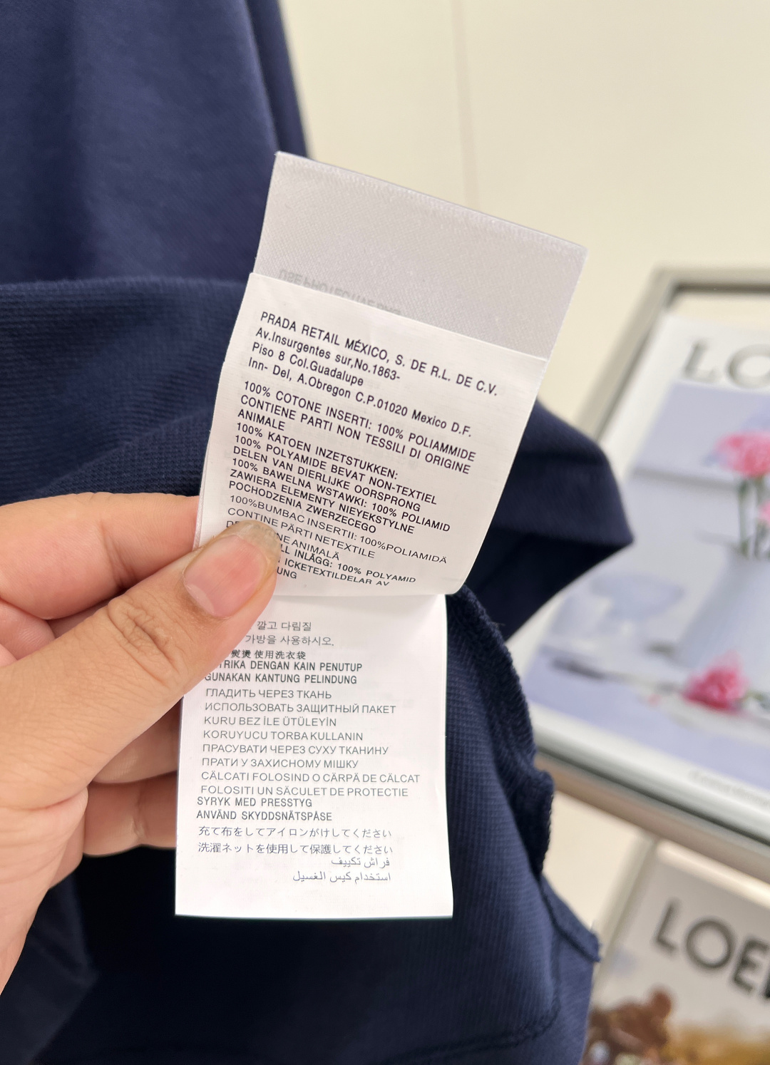 🆕miumiu新款翻领刺绣字母绣花polo衫长袖 ,撞色的双翻领的设计别出心裁,可以做情侣款,多巴胺的颜色满满的高级感, 🆕miumiu新款翻领刺绣字母绣花polo衫长袖 ,撞色的双翻领的设计别出心裁,可以做情侣款,多巴胺的颜色满满的高级感,