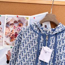 🆕DIOR26春夏Oblique老花针织连帽拉链外套,清爽蓝白老花套装上衣💙和同系列老花短裤成套搭配,整套同源经典Obl 🆕DIOR26春夏Oblique老花针织连帽拉链外套,清爽蓝白老花套装上衣💙和同系列老花短裤成套搭配,整套同源经典Obl