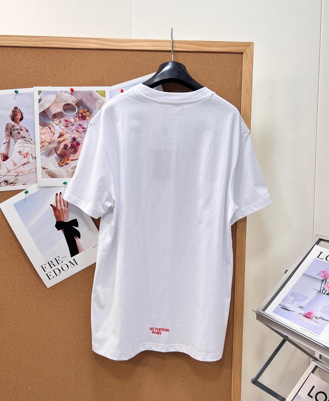louis vuitton pink lv applique t shirt