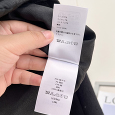 🆕Dior迪奥蝴蝶结结子花呢短外套,新中式千金感直接拉满✨黑白两色可选,高级又耐看。 肌理感结子花呢面料,质感厚实挺括, 🆕Dior迪奥蝴蝶结结子花呢短外套,新中式千金感直接拉满✨黑白两色可选,高级又耐看。 肌理感结子花呢面料,质感厚实挺括,