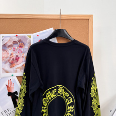 🆕 CHROME HEARTS 克罗心梵文马蹄麒麟臂长袖T恤,颠覆经典,暗黑美学再升级!以标志性十字马蹄元素为灵感,注入 🆕 CHROME HEARTS 克罗心梵文马蹄麒麟臂长袖T恤,颠覆经典,暗黑美学再升级!以标志性十字马蹄元素为灵感,注入