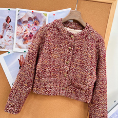 🆕Loro Piana26秋冬花呢粗纺短外套,复古氛围感老钱风✨酒红混金棕杂色花呢,混纺粗纺肌理感满满,色调浓郁复古,自 🆕Loro Piana26秋冬花呢粗纺短外套,复古氛围感老钱风✨酒红混金棕杂色花呢,混纺粗纺肌理感满满,色调浓郁复古,自