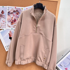 🆕CHANEL🤎小香26早秋奶茶色半拉链卫衣,松弛显贵氛围感✨早秋本命温柔驼调奶茶色,不挑黄皮,上身自带柔焦滤镜,耐看又 🆕CHANEL🤎小香26早秋奶茶色半拉链卫衣,松弛显贵氛围感✨早秋本命温柔驼调奶茶色,不挑黄皮,上身自带柔焦滤镜,耐看又