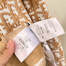 🆕Dior 新款经典老花logo羊绒夹克外套 双面可穿处处彰显价值面料足够让人惊叹帅气双面穿毛衣🆕甄选百分之百春羊毛🦙面 🆕Dior 新款经典老花logo羊绒夹克外套 双面可穿处处彰显价值面料足够让人惊叹帅气双面穿毛衣🆕甄选百分之百春羊毛🦙面