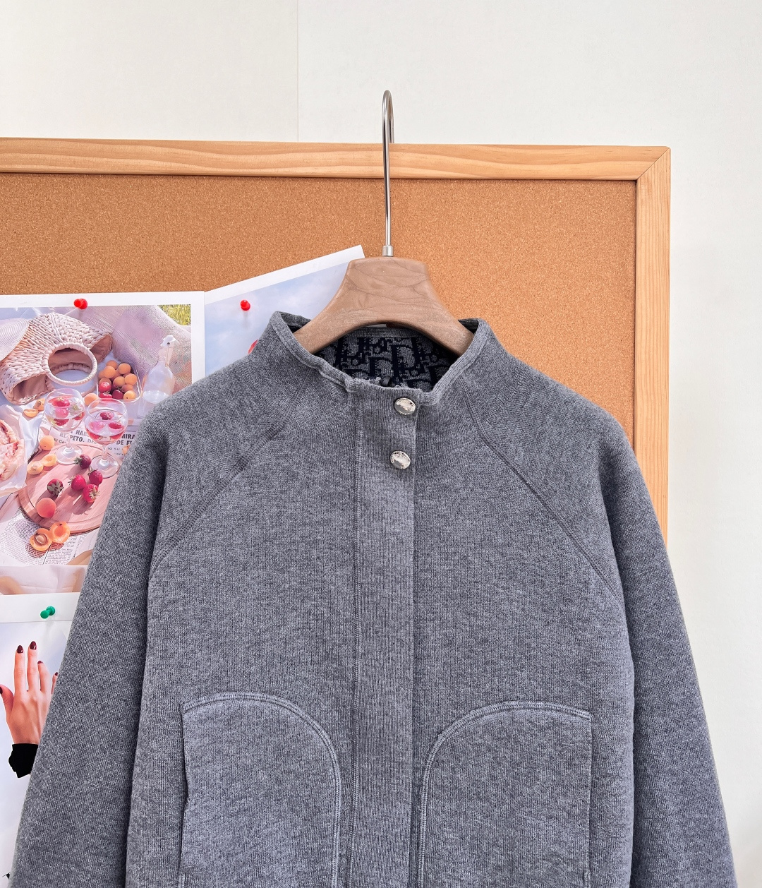 🆕Dior 新款经典老花logo羊绒夹克外套 双面可穿处处彰显价值面料足够让人惊叹帅气双面穿毛衣🆕甄选百分之百春羊毛🦙面