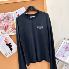 🆕Acne Studios 26新款1996胸前字母长袖T恤✨松弛街头感天花板 原版对标国专品质,杭州国专3500购入打 🆕Acne Studios 26新款1996胸前字母长袖T恤✨松弛街头感天花板 原版对标国专品质,杭州国专3500购入打
