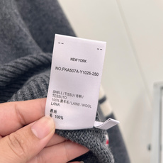 🆕Thom Browne秋冬可拆卸🎀蝴蝶结圆领羊毛针织衫✨学院少女氛围感天花板 专柜火爆款,顶级版本完整还原专柜细节! 🆕Thom Browne秋冬可拆卸🎀蝴蝶结圆领羊毛针织衫✨学院少女氛围感天花板 专柜火爆款,顶级版本完整还原专柜细节!