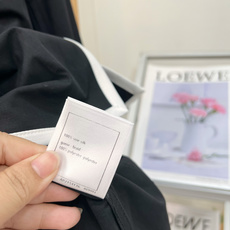 🆕CHANEL小香新款撞色翻领口袋外套,甄选100%全棉梭织面料,经预缩定型后整理,布面肌理清晰,兼具挺括度与垂坠悬感, 🆕CHANEL小香新款撞色翻领口袋外套,甄选100%全棉梭织面料,经预缩定型后整理,布面肌理清晰,兼具挺括度与垂坠悬感,