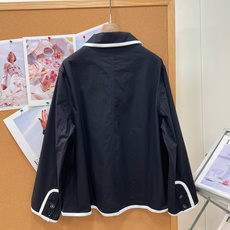 🆕CHANEL小香新款撞色翻领口袋外套,甄选100%全棉梭织面料,经预缩定型后整理,布面肌理清晰,兼具挺括度与垂坠悬感, 🆕CHANEL小香新款撞色翻领口袋外套,甄选100%全棉梭织面料,经预缩定型后整理,布面肌理清晰,兼具挺括度与垂坠悬感,