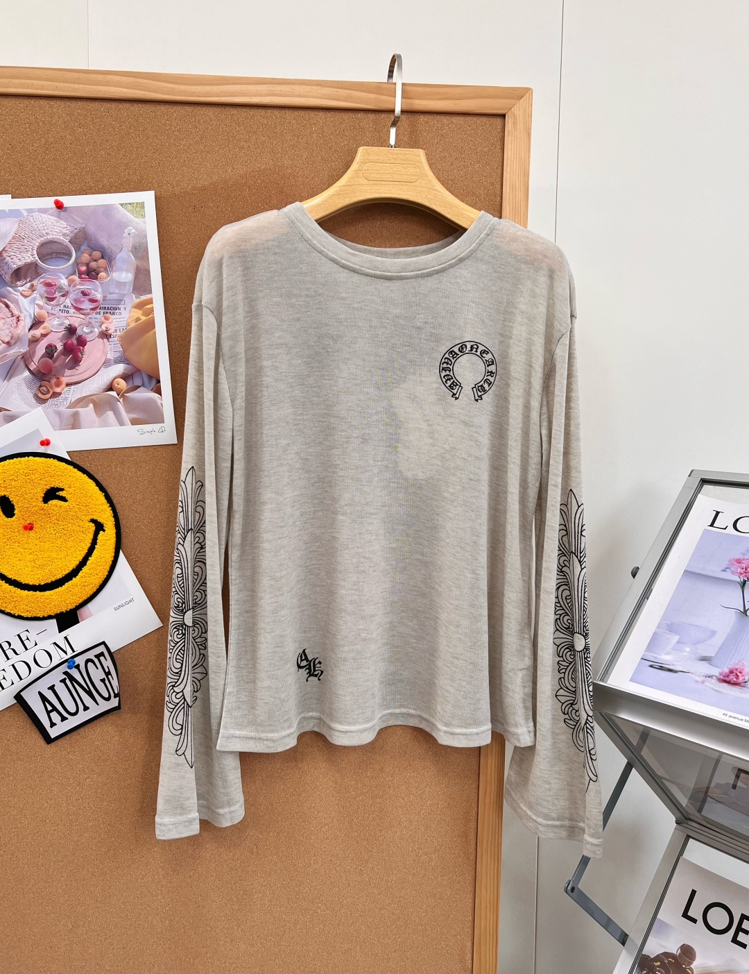 🆕Chrome hearts早秋封神美式高街梵文长袖｜松弛感直接拉满🖤早秋第一件氛围感长袖T给我锁死这件！ 经典马蹄梵文