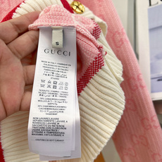 🆕Gucci26新款GG提花开衫,甜酷轻奢氛围感,重磅上新三色可选的Gucci针织开衫!全身满铺GG提花,肌理感十足,一 🆕Gucci26新款GG提花开衫,甜酷轻奢氛围感,重磅上新三色可选的Gucci针织开衫!全身满铺GG提花,肌理感十足,一