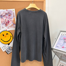 🆕Acne Studios 1996水洗字母印花长袖T恤,北欧松弛感本命打底🍂复古做旧水洗真的太有味道了! 重磅水洗棉经 🆕Acne Studios 1996水洗字母印花长袖T恤,北欧松弛感本命打底🍂复古做旧水洗真的太有味道了! 重磅水洗棉经