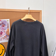 🆕Acne Studios 1996水洗字母印花长袖T恤,北欧松弛感本命打底🍂复古做旧水洗真的太有味道了! 重磅水洗棉经 🆕Acne Studios 1996水洗字母印花长袖T恤,北欧松弛感本命打底🍂复古做旧水洗真的太有味道了! 重磅水洗棉经