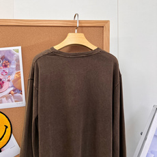 🆕Acne Studios 1996水洗字母印花长袖T恤,北欧松弛感本命打底🍂复古做旧水洗真的太有味道了! 重磅水洗棉经 🆕Acne Studios 1996水洗字母印花长袖T恤,北欧松弛感本命打底🍂复古做旧水洗真的太有味道了! 重磅水洗棉经
