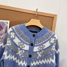🆕LOUIS VUITTON26新款费尔岛提花开衫|北欧复古冬日氛围感❄️ 原版开发|经典费尔岛民族提花,秋冬本命针织! 🆕LOUIS VUITTON26新款费尔岛提花开衫|北欧复古冬日氛围感❄️ 原版开发|经典费尔岛民族提花,秋冬本命针织!