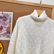 🆕LOUIS VUITTON26新款高领针织毛衣|重工满幅立体提花✨ 原版开发!秋冬贵气内搭天花板,三色齐发 整件满铺立 🆕LOUIS VUITTON26新款高领针织毛衣|重工满幅立体提花✨ 原版开发!秋冬贵气内搭天花板,三色齐发 整件满铺立