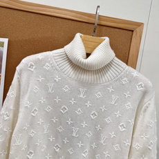 🆕LOUIS VUITTON26新款高领针织毛衣|重工满幅立体提花✨ 原版开发!秋冬贵气内搭天花板,三色齐发 整件满铺立 🆕LOUIS VUITTON26新款高领针织毛衣|重工满幅立体提花✨ 原版开发!秋冬贵气内搭天花板,三色齐发 整件满铺立