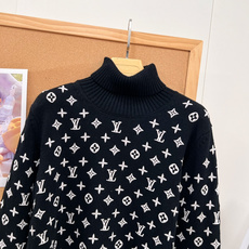 🆕LOUIS VUITTON26新款高领针织毛衣|重工满幅立体提花✨ 原版开发!秋冬贵气内搭天花板,三色齐发 整件满铺立 🆕LOUIS VUITTON26新款高领针织毛衣|重工满幅立体提花✨ 原版开发!秋冬贵气内搭天花板,三色齐发 整件满铺立