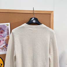 🆕Dior 26秋冬星星圆领针织毛衣|原版开发 面料:精选细腻针织纱线,触感柔软温润,上身亲肤不扎,保暖度适配秋冬,织物 🆕Dior 26秋冬星星圆领针织毛衣|原版开发 面料:精选细腻针织纱线,触感柔软温润,上身亲肤不扎,保暖度适配秋冬,织物