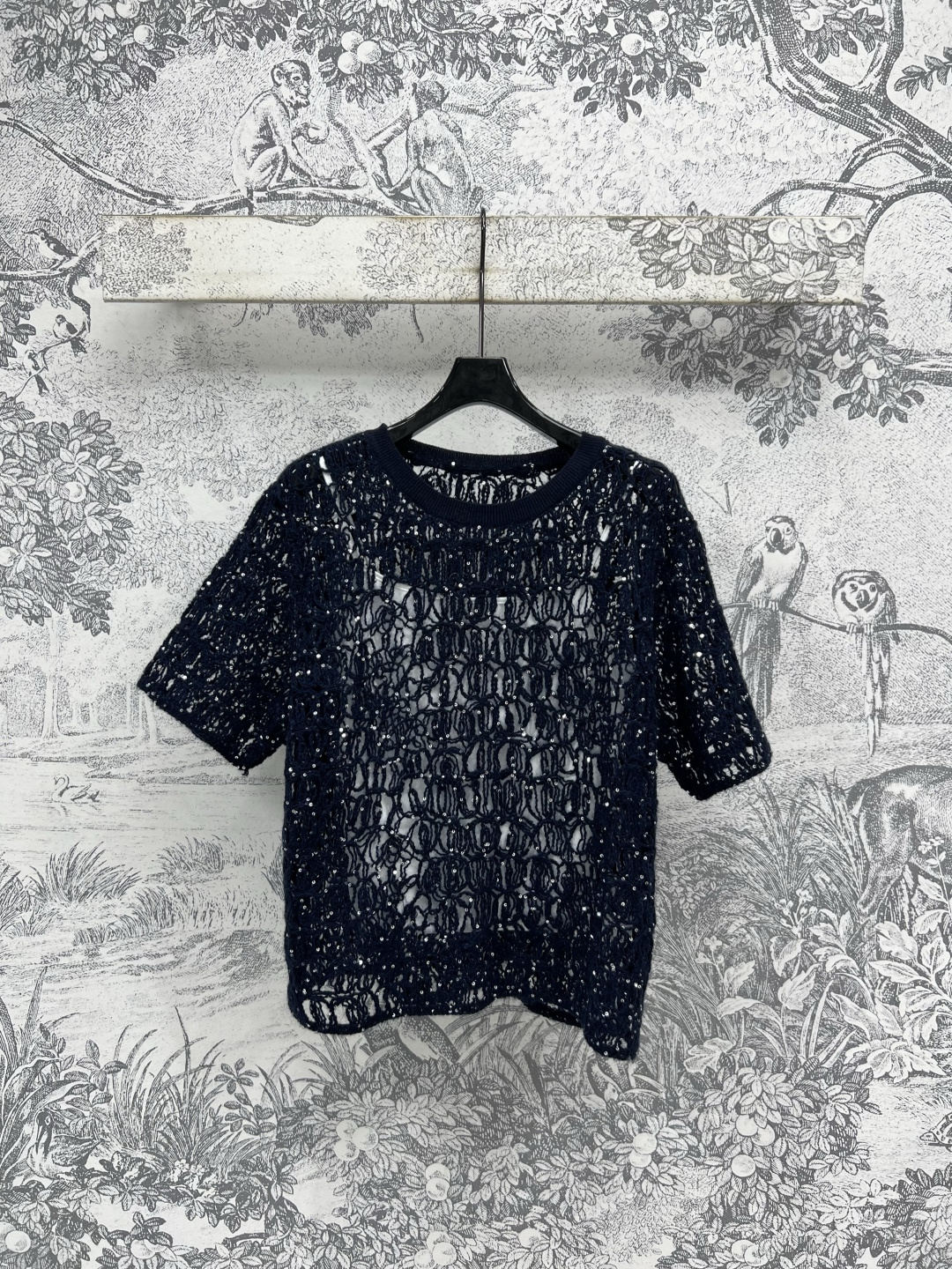 NO:446522,New summer style, hollow knitted pullover short sleeve, small suspender lining two-piece set, solid color classic matching, simple and age-reducing girlish temperament, versatile with all kinds of items, hollow knitted weaving technology, two colors and three codes, Size/36-38-40,,T-shirt,alexander wang19860909夏季新款 镂空针织套头短袖 内搭小吊带内衬两件套 纯色经典搭配 简约又减龄少女气质 搭配各种单品都百搭 镂空针织织法工艺 两色三码 Size/36-38-40,,T-shirt,alexander wang,Women's clothing