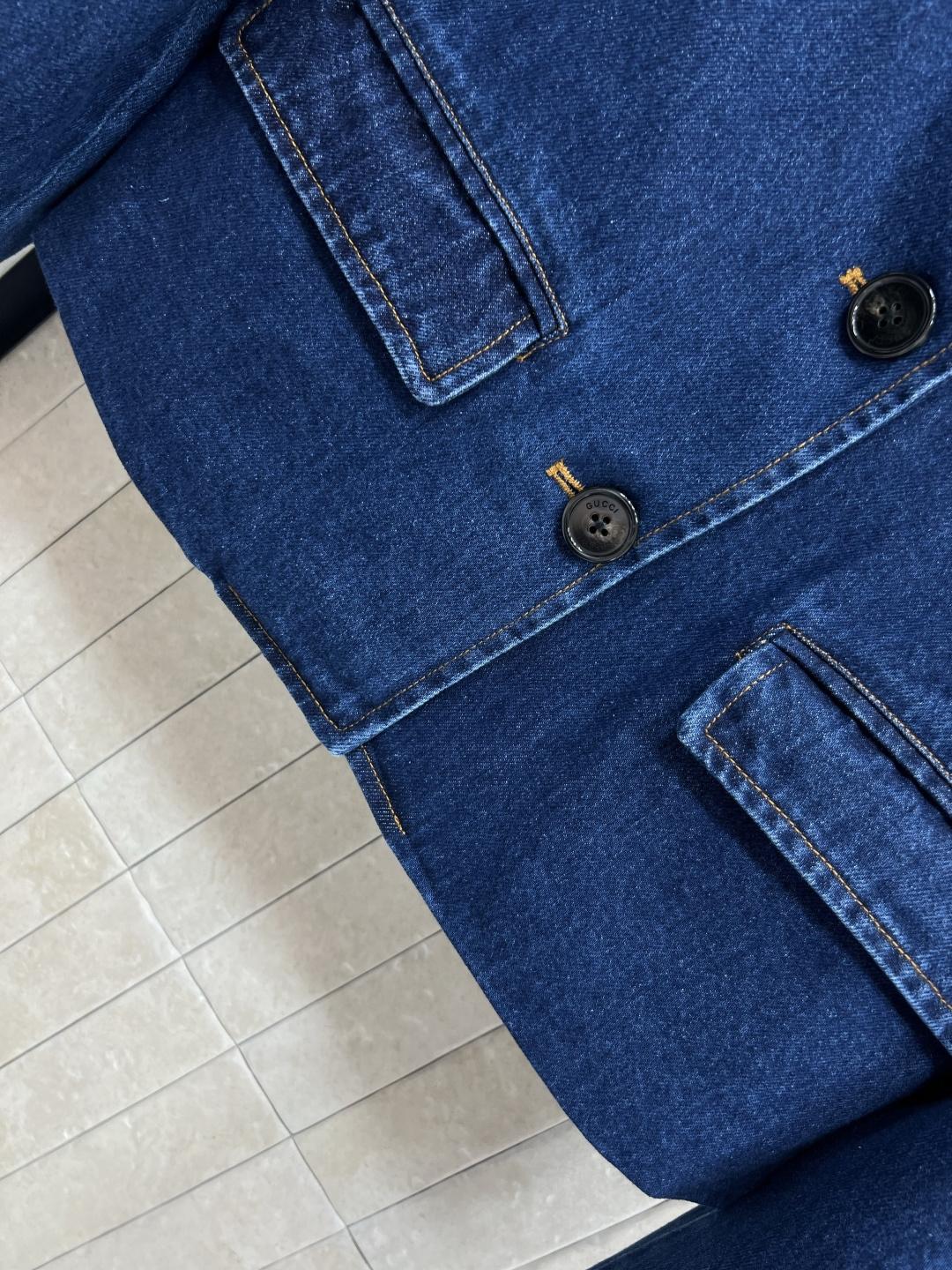 G家 25早秋新款 刺绣牛仔夹克外套 重工刺绣花卉图案装饰 减龄又俏皮 怀旧复古街头美感造型神器 定制l