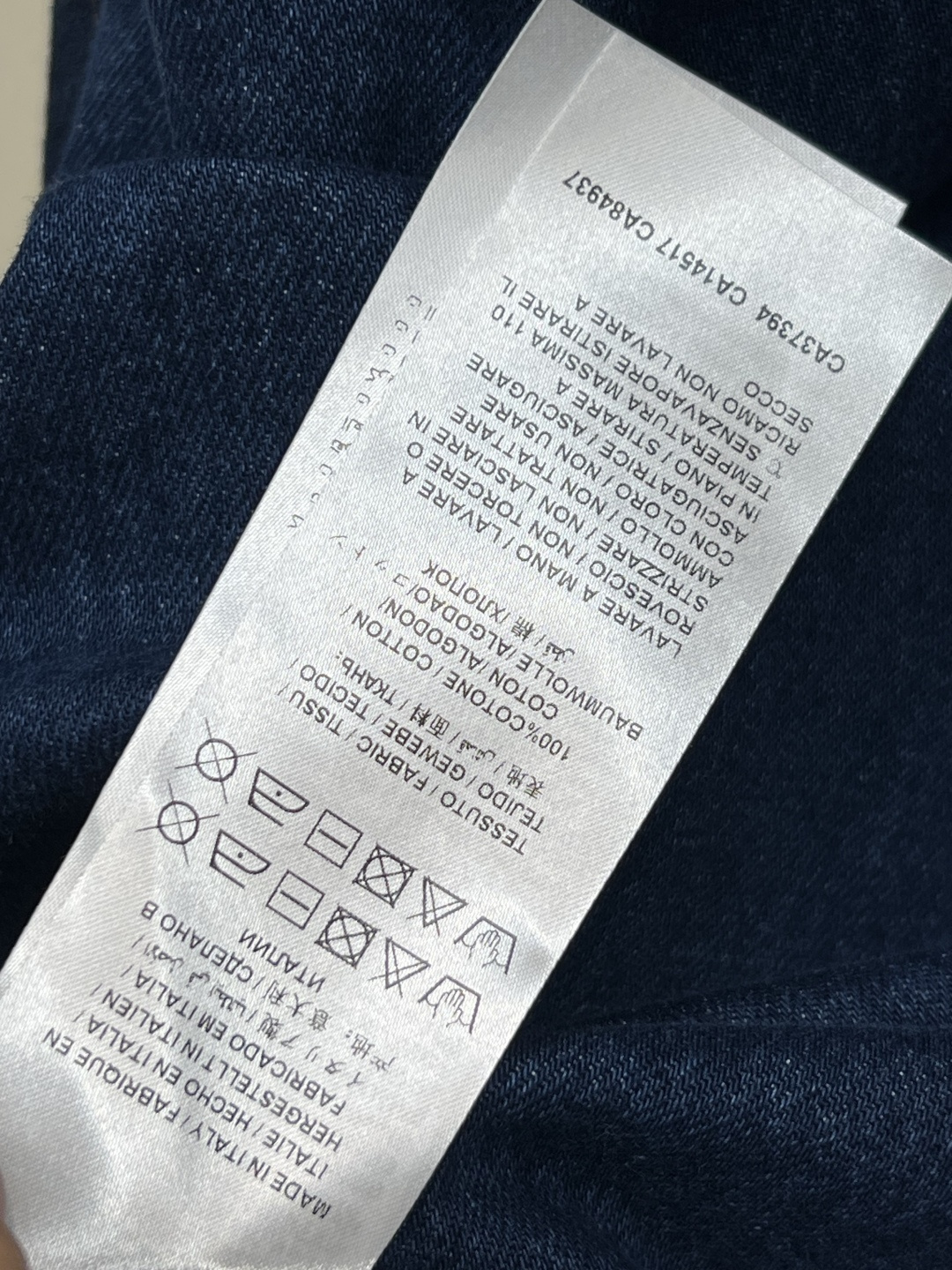 G家 25早秋新款 刺绣牛仔连衣裙 短袖直筒压褶a字裙摆 上身太减龄显瘦了 定位重工刺绣花卉图案 特供的