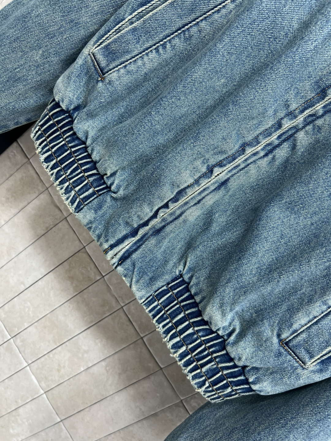 LW家25早秋新款 皮革翻领牛仔夹克外套  任何身材都可驾驭 可甜可盐美式复古风 百搭时髦又高级的调调 