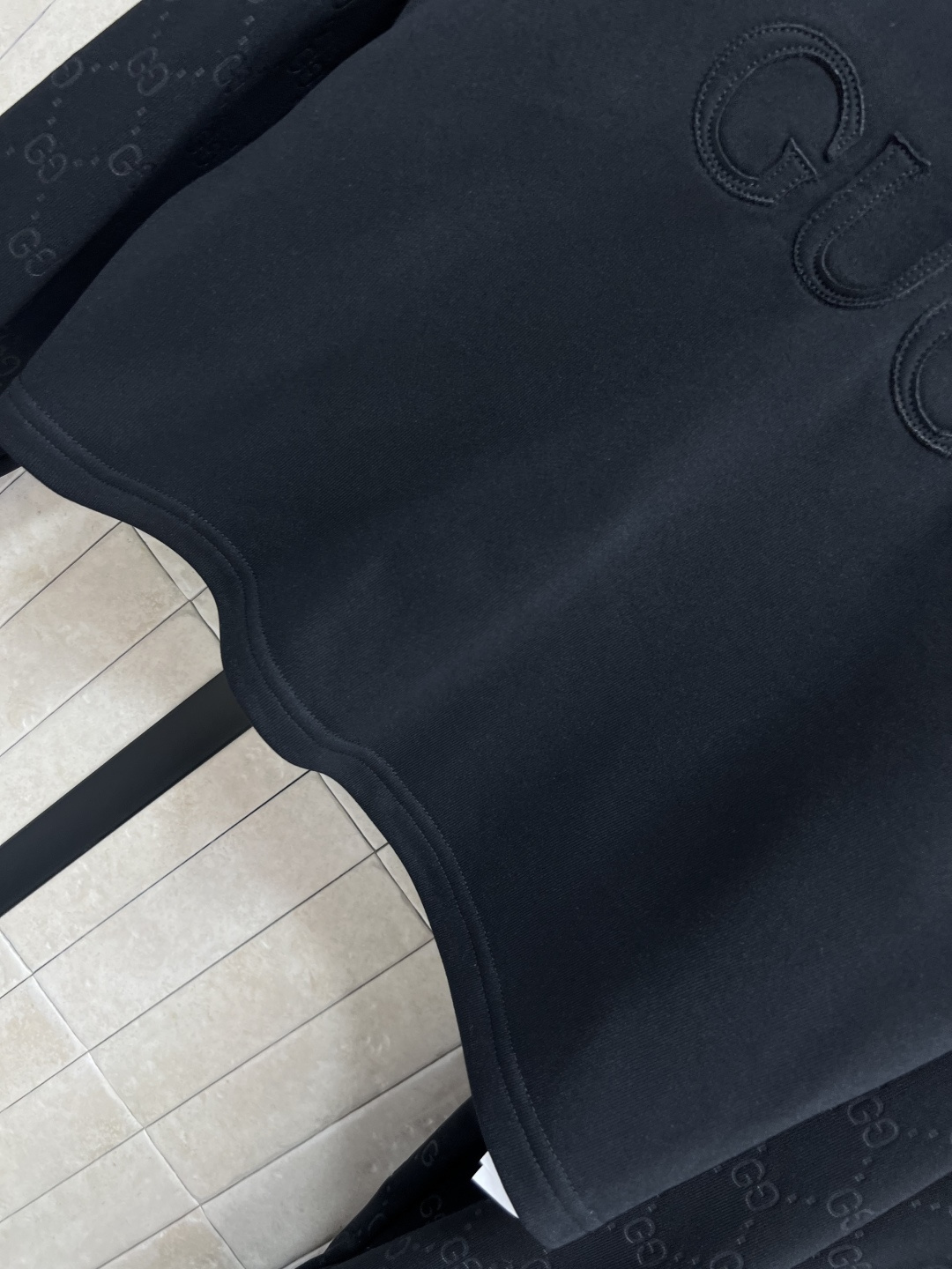 G家 25早秋新款 浮雕双G提花休闲套装 圆领廓形卫衣+松紧卫裤 绝绝子一套搭配 圆领拼接浮雕双G提花衣