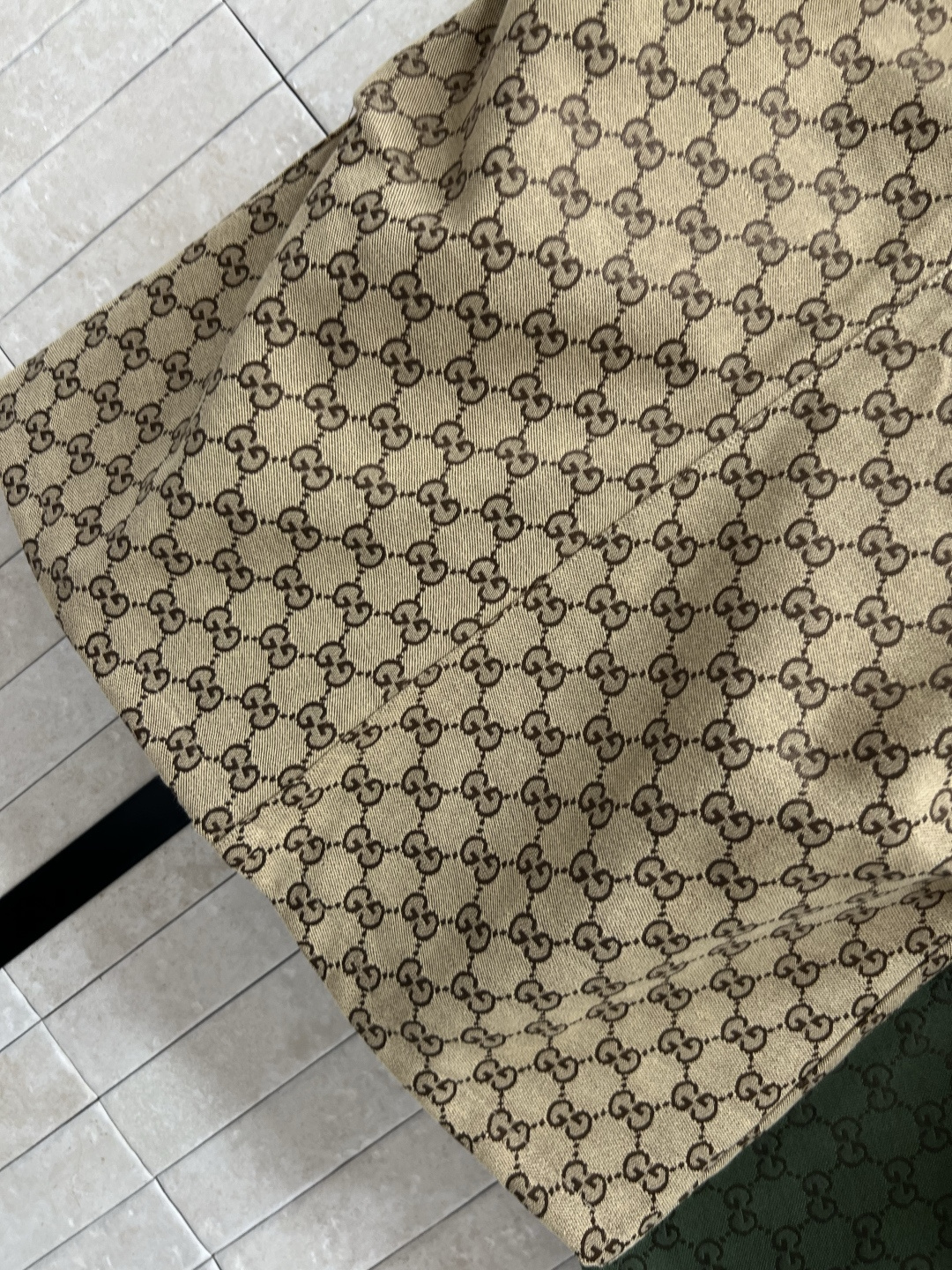 G家 25早秋新款 双G提花褶皱半身裙 松紧高腰抽绳收腰设计 裙摆两侧褶皱设计 走起路来超级拉风 定制双