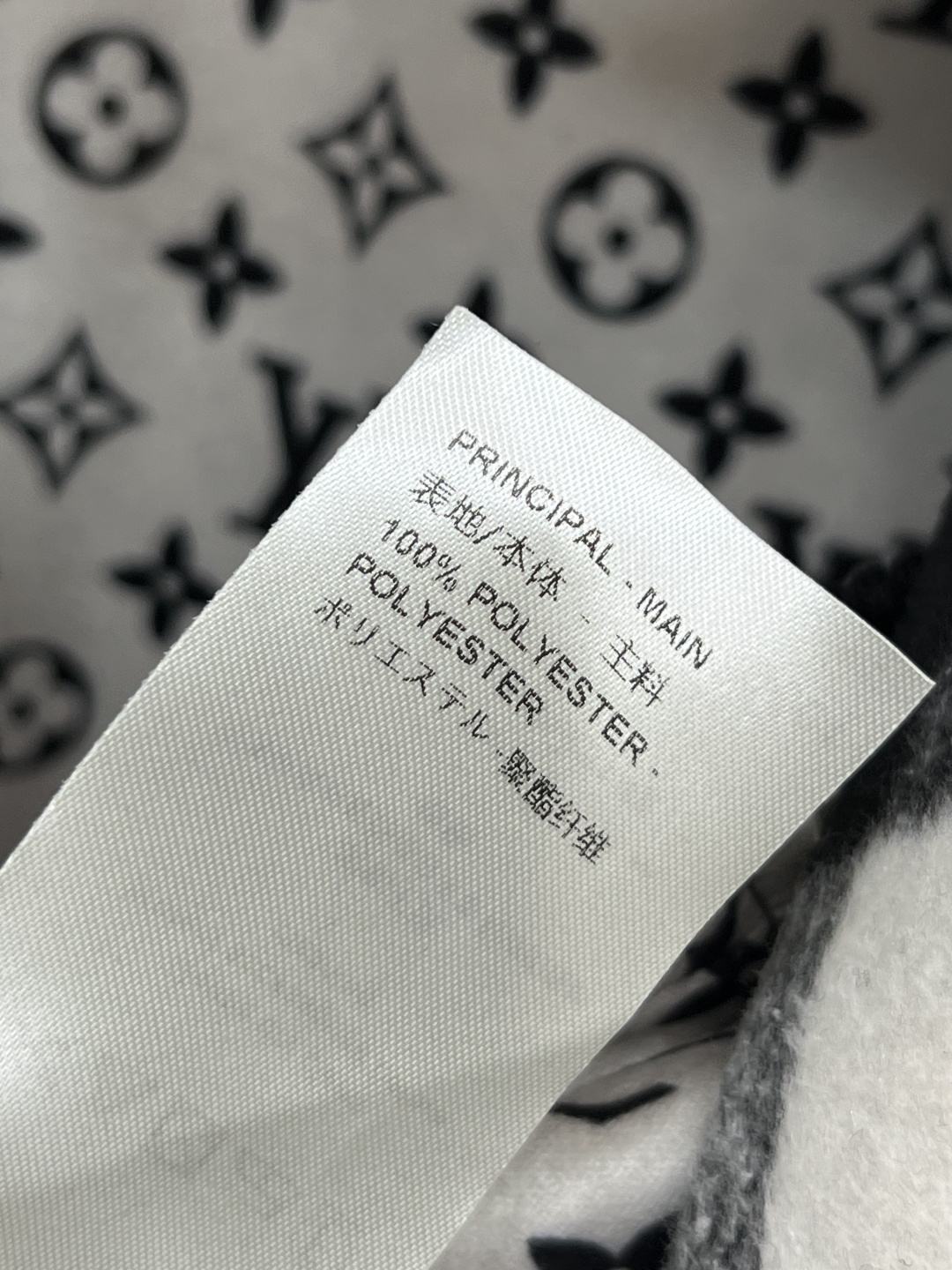 L家 25早秋新款 棋盘格套装 立领背心马甲+高腰短裙 黑白灰棋盘格撞色元素图案 上身高级又时髦 撞色罗