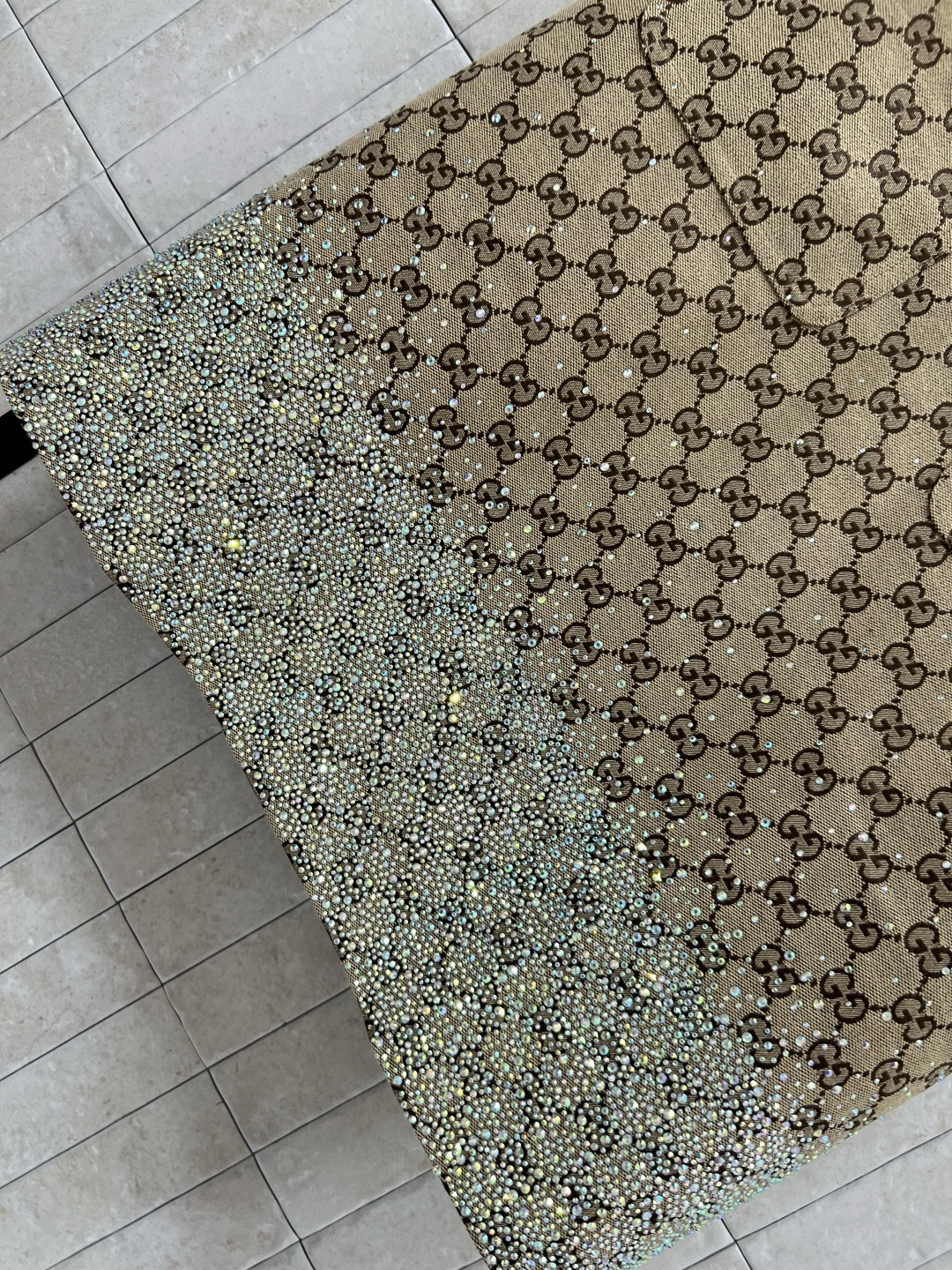 G家 25早秋新款 双G提花烫钻系列 翻领短袖衬衣+短袖连衣裙+包臀短裙 定制经典咖色双G提花面料 下摆