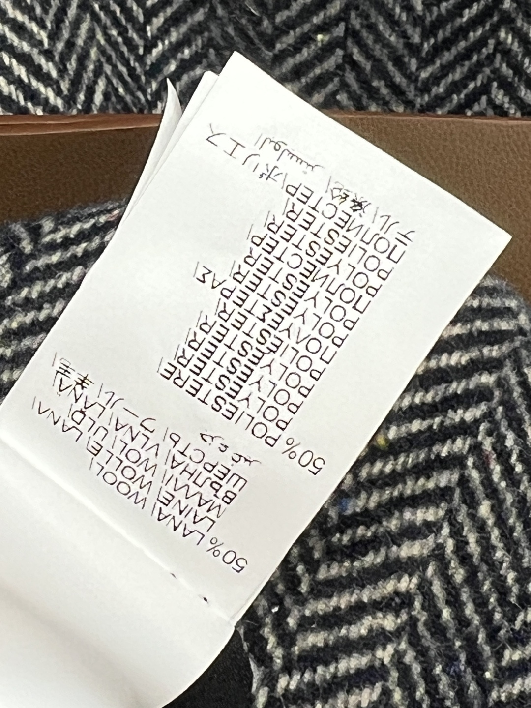 BC家 25早秋新款 毛呢西装外套 大气灰色 搭配皮革腰带收腰 复古时髦英伦风 上身气质翻倍  肉眼可见