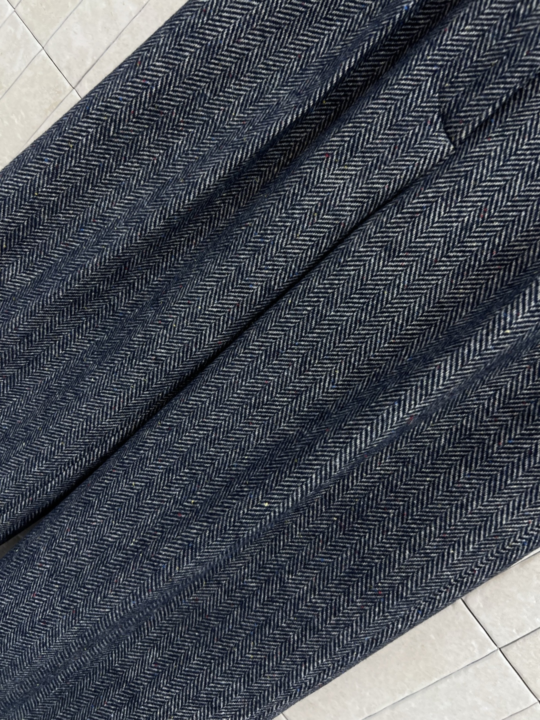 BC家 25早秋新款 毛呢休闲裤 时髦洋气的人字纹羊毛裤 慵懒休闲推荐 日常搭配太显瘦啦 定制人字纹的羊