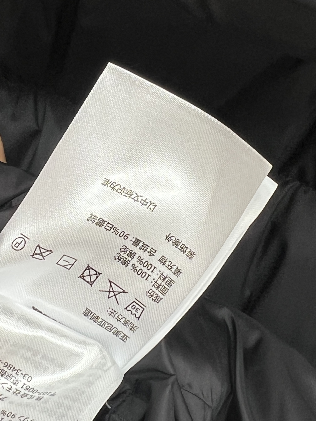 M家 25秋冬新款 大毛领长款连帽羽绒服 羽绒服中的经典爆款 冬季必备 定制的可拆卸大毛领 连帽长款羽绒