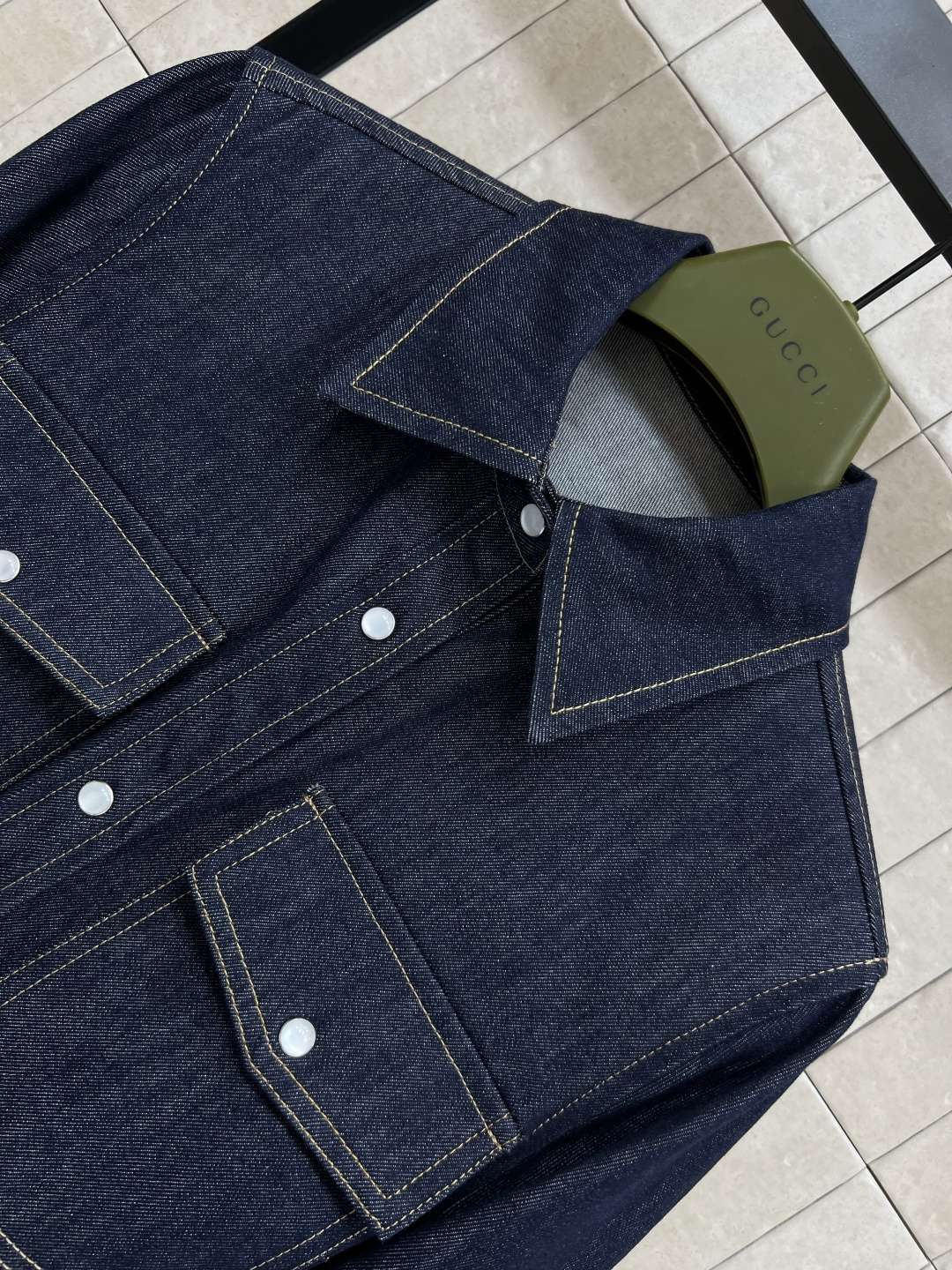 G家 25早秋新款 独家开定 高级面料重工洗水工艺 自然剪裁收腰设计修饰身材比例 随性大女主的感觉 两侧