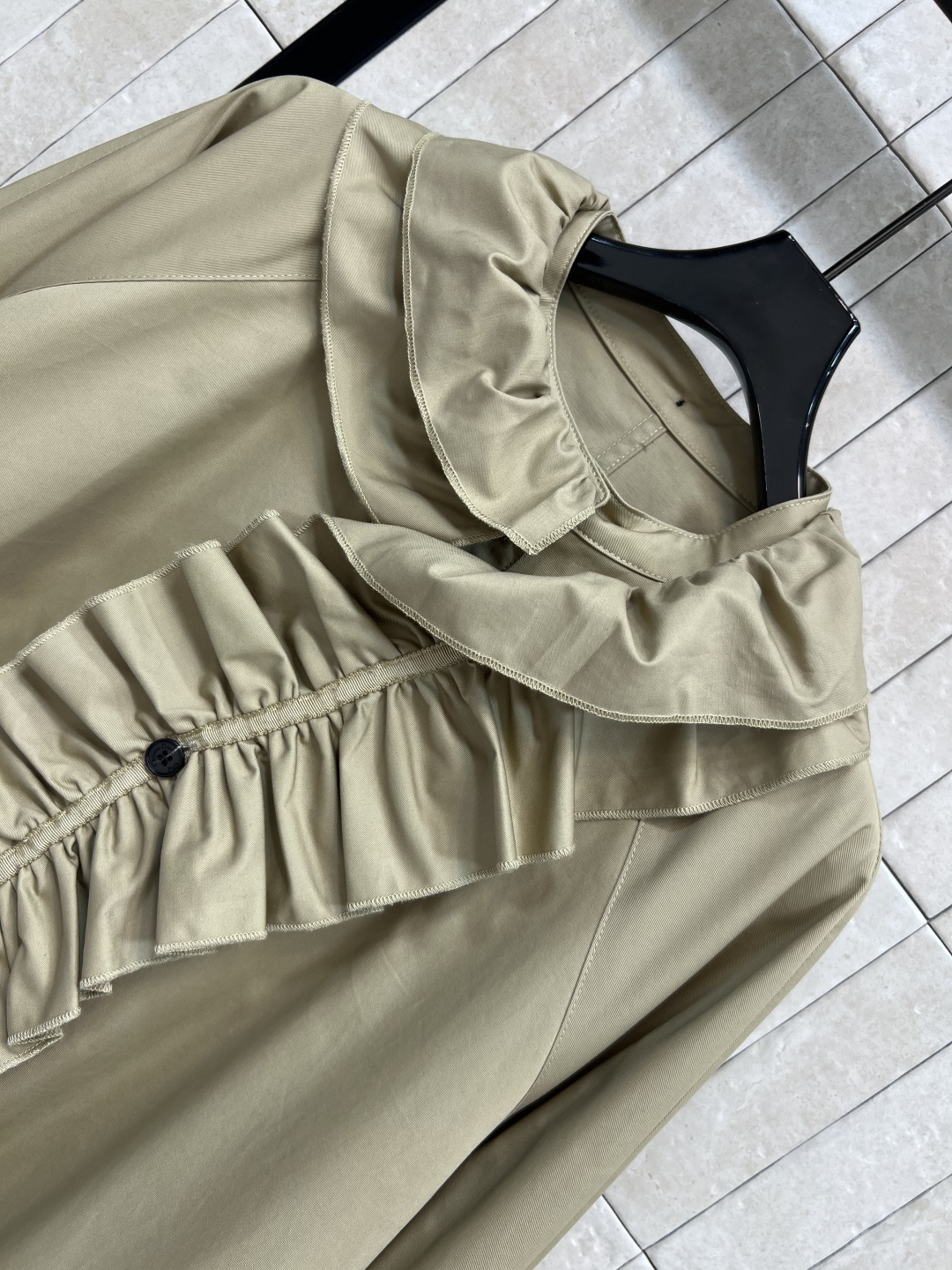 D家 25早秋新款 荷叶领长袖衬衫裙 荷叶领自带温柔知性气质 可拆卸立领设计 宽松版型 百搭完全不挑身材